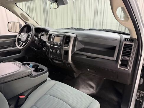 Used 2018 RAM 3500 Tradesman w/ Chrome Appearance Group image 8
