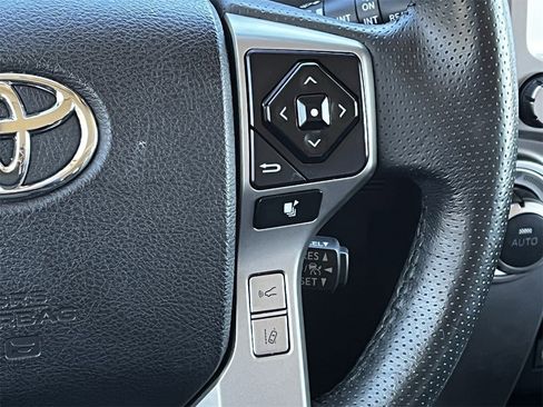 Used 2020 Toyota 4Runner Limited image 13