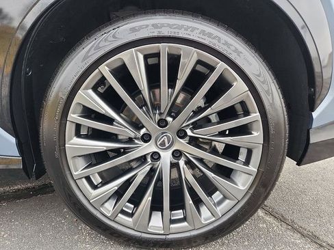 Used 2023 Lexus RZ 450e Premium image 9