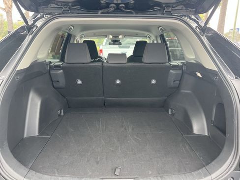 Used 2025 Toyota RAV4 LE image 33