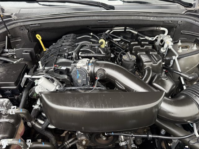 Used 2024 Dodge Durango GT AWD/4WD image 35