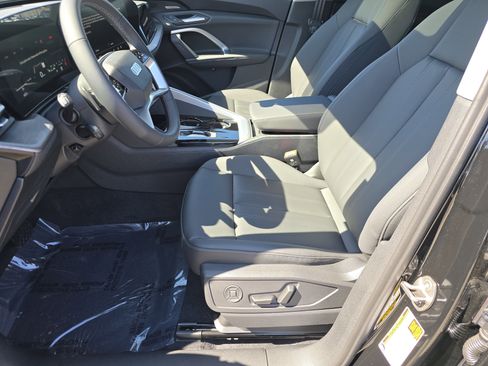 New 2025 Audi Q5 Premium Plus image 19