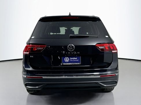 Certified 2022 Volkswagen Tiguan SE w/ Panoramic Sunroof Package image 6