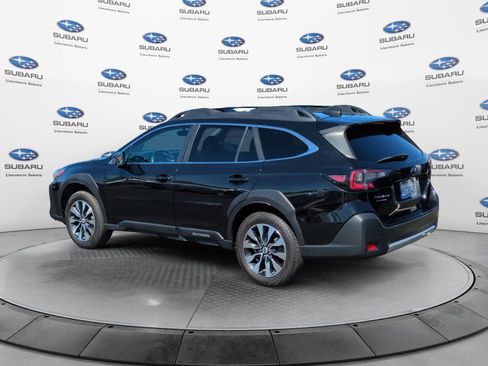 Used 2024 Subaru Outback Limited AWD/4WD image 4