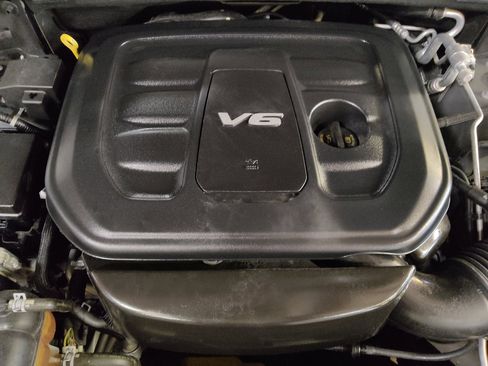 Used 2019 Dodge Durango GT image 30