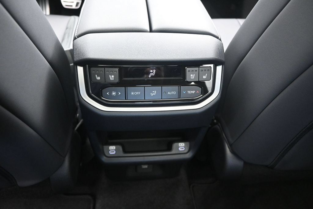 New 2026 Lexus TX 500h AWD w/ Technology Package image 19