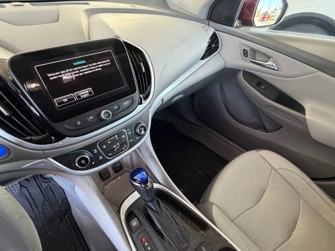 Used 2018 Chevrolet Volt LT w/ LT Driver Confidence Package image 24