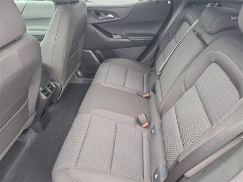 New 2026 Chevrolet Equinox LT image 11