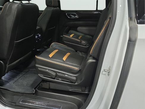 Used 2024 GMC Yukon XL AT4 w/ AT4 Premium Package image 20