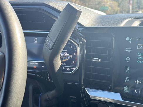 Used 2024 Chevrolet Silverado 2500 LTZ image 25