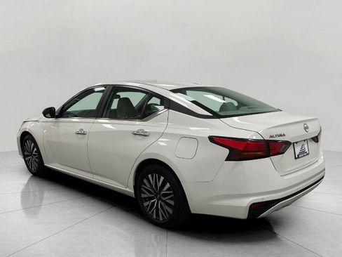 Certified 2025 Nissan Altima 2.5 SV FWD image 35