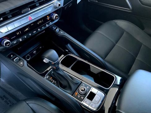 Used 2023 Kia Telluride EX image 31