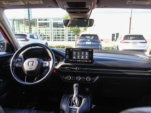 Used 2023 Honda HR-V EX-L image 16