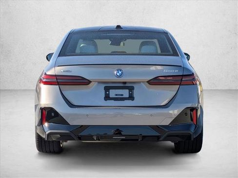 New 2026 BMW 550e xDrive w/ Premium Package image 8