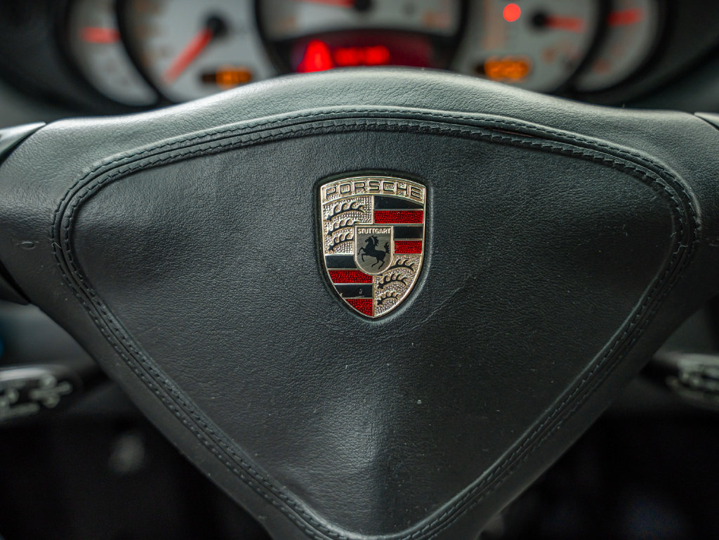 Used 2003 Porsche 911 Turbo AWD/4WD image 31
