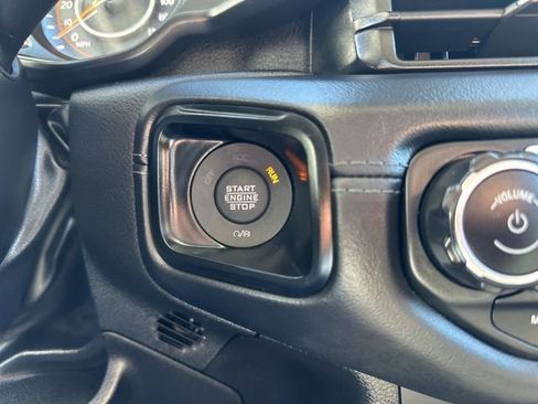 Certified 2025 Jeep Wrangler Unlimited Rubicon image 18