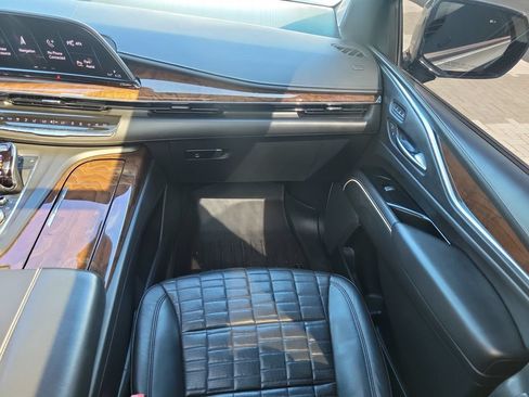 Used 2021 Cadillac Escalade ESV Sport Platinum w/ Heavy-Duty Trailer Package AWD/4WD image 17