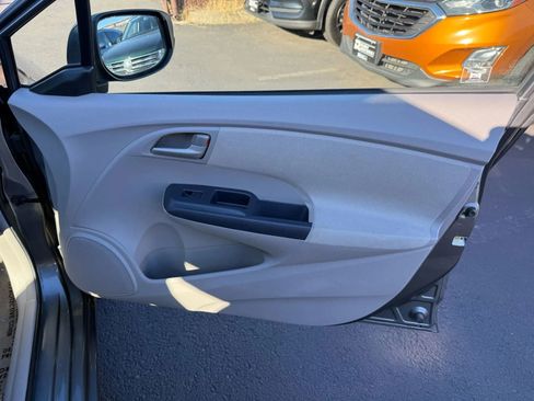 Used 2010 Honda Insight LX image 14