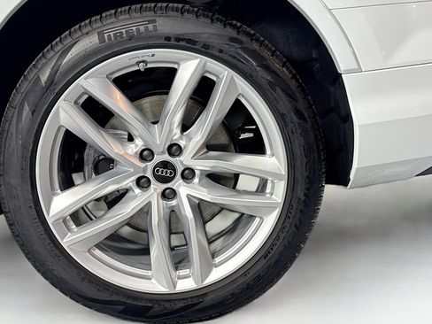 Used 2025 Audi Q7 3.0T Premium Plus w/ Premium Plus Package image 29