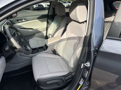 Used 2021 Hyundai Tucson SE w/ Cargo Package FWD image 14