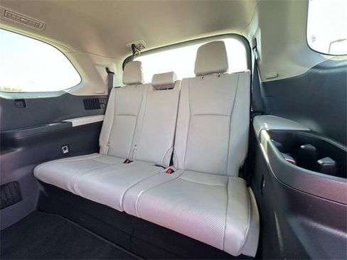 New 2026 Toyota Grand Highlander XLE image 25
