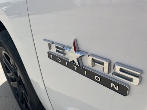 Used 2020 Chevrolet Silverado 1500 RST w/ Texas Edition RWD image 16