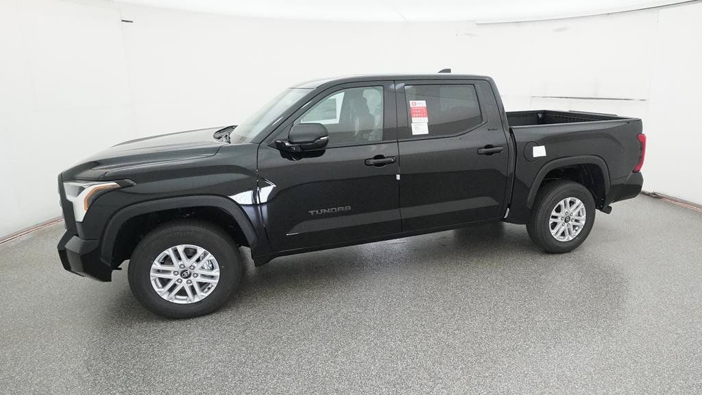 New 2025 Toyota Tundra SR5 w/ SR5 Convenience Package AWD/4WD image 5