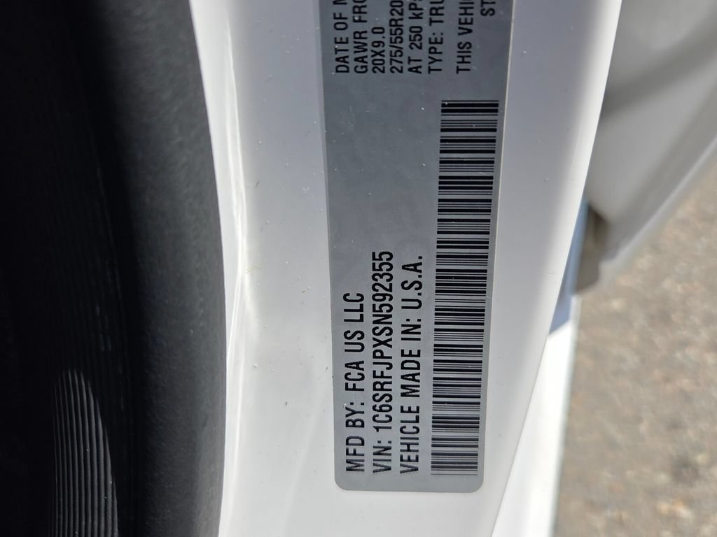 Used 2025 RAM 1500 Laramie AWD/4WD image 4