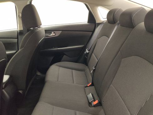 Used 2020 Kia Forte LXS FWD image 18