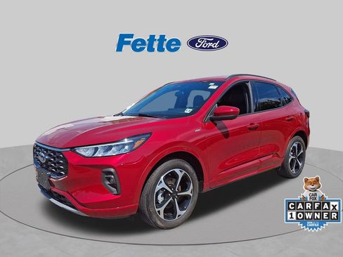 Used 2023 Ford Escape ST-Line Select w/ Tech Pack #2 AWD/4WD image 1