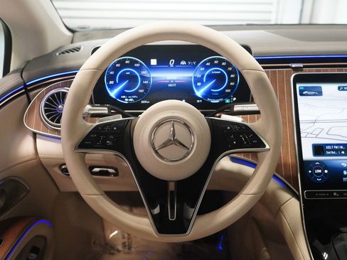 Certified 2023 Mercedes-Benz EQS 450+ 4MATIC Sedan image 15