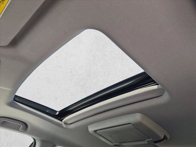Used 2019 Honda Pilot Touring image 16