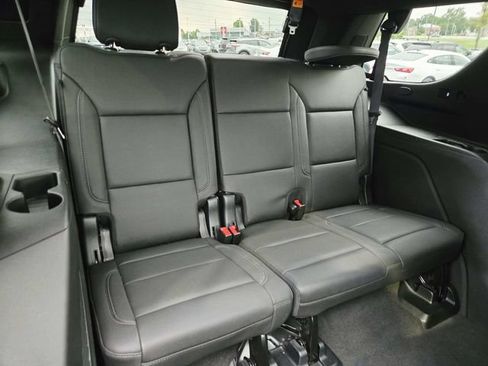 Used 2023 Chevrolet Tahoe Z71 w/ Off-Road Capability Package AWD/4WD image 13