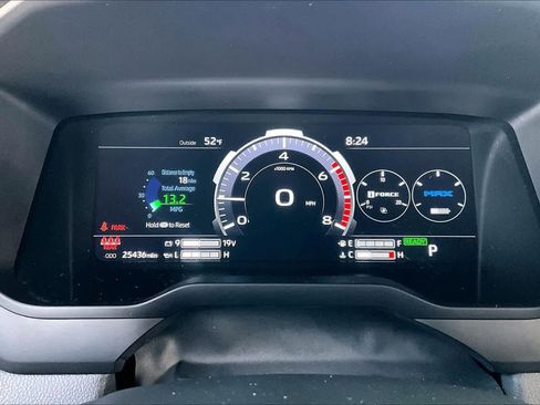 Used 2024 Toyota Tundra Limited image 26