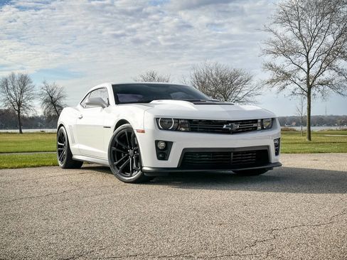 Used 2014 Chevrolet Camaro ZL1 image 84