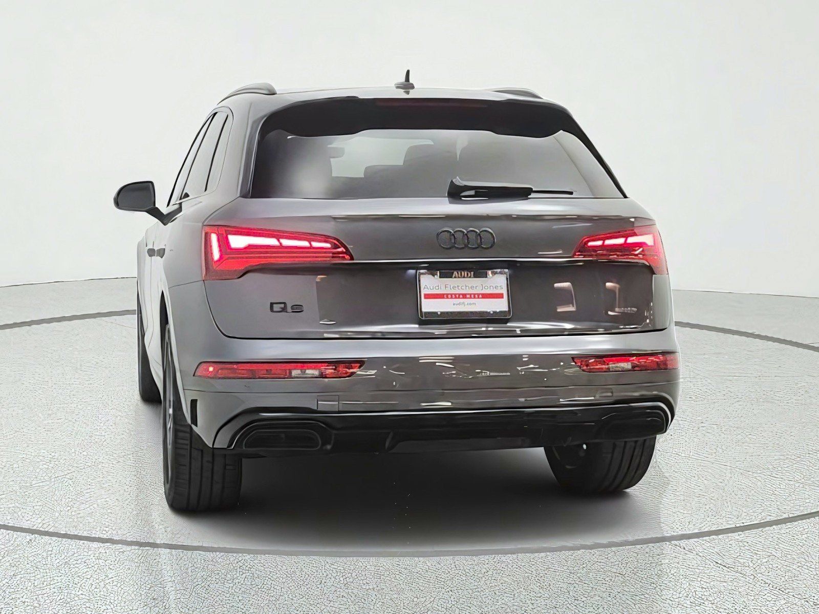 Used 2024 Audi Q5 e Premium Plus w/ Premium Plus Package AWD/4WD image 6