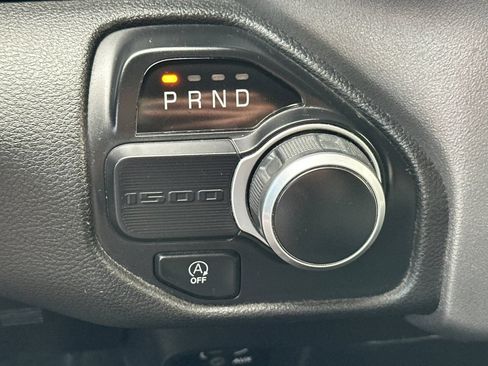 Used 2021 RAM 1500 Big Horn RWD image 27