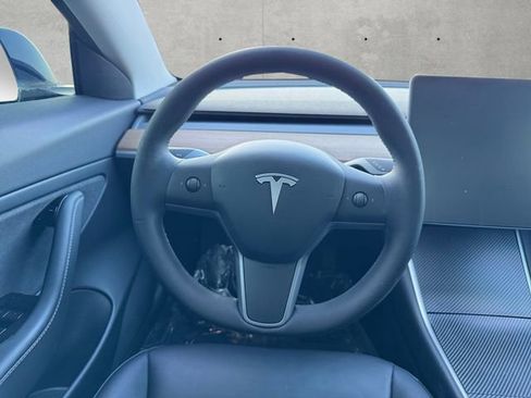 Used 2020 Tesla Model 3 Long Range image 21