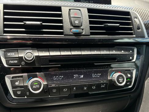 Used 2016 BMW M4 Coupe RWD image 32