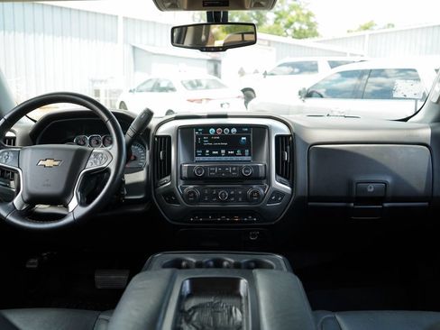Used 2018 Chevrolet Silverado 1500 LT w/ Texas Edition AWD/4WD image 10