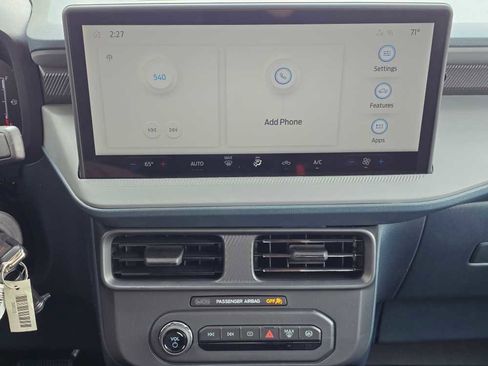 Used 2025 Ford Maverick XL w/ Equipment Group 102A image 36