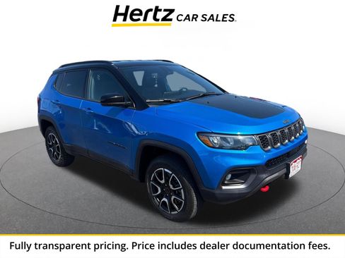 Used 2025 Jeep Compass Trailhawk AWD/4WD image 1