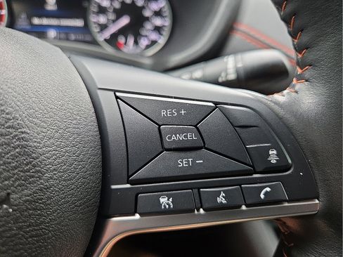 Used 2024 Nissan Sentra SR image 18