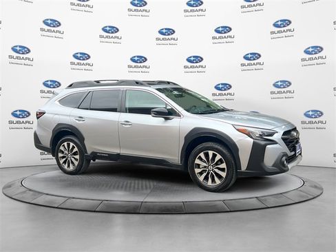 New 2025 Subaru Outback Limited image 1