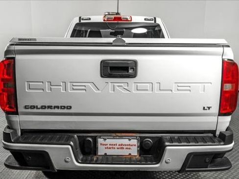 Used 2022 Chevrolet Colorado LT w/ Fleet Safety Package RWD image 6
