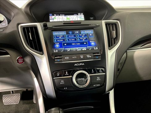 Used 2015 Acura TLX w/ Technology Package FWD image 15