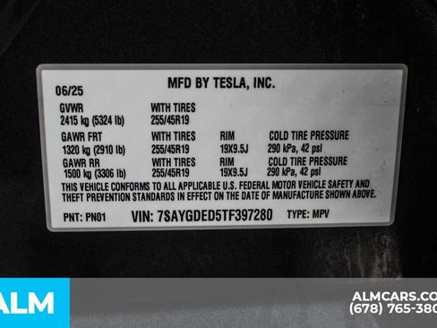 Used 2026 Tesla Model Y Long Range image 36