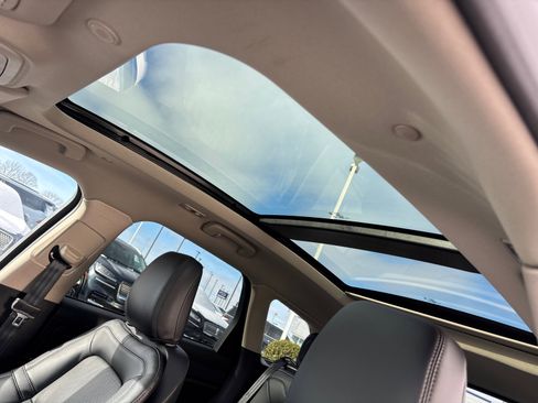 New 2026 Lincoln Corsair Reserve w/ Jet Appearance Package AWD/4WD image 26