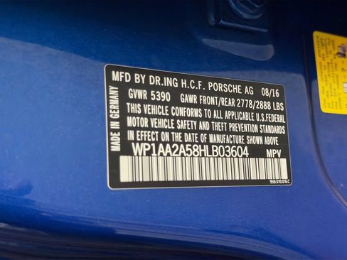 Used 2017 Porsche Macan AWD/4WD image 39