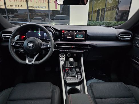 Used 2024 Dodge Hornet R/T w/ R/T Blacktop Package image 17